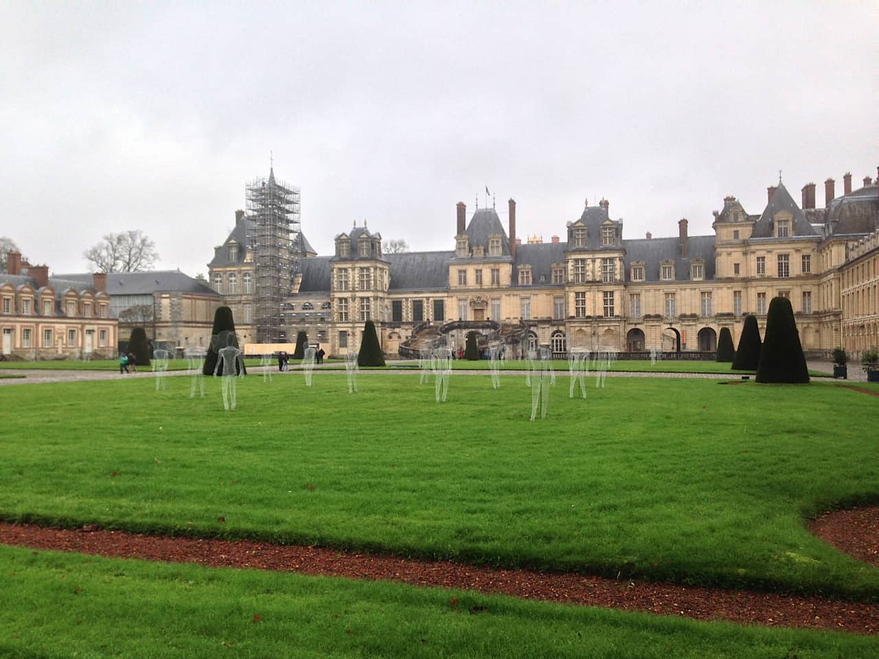 Art installation at Fontainebleau chateau